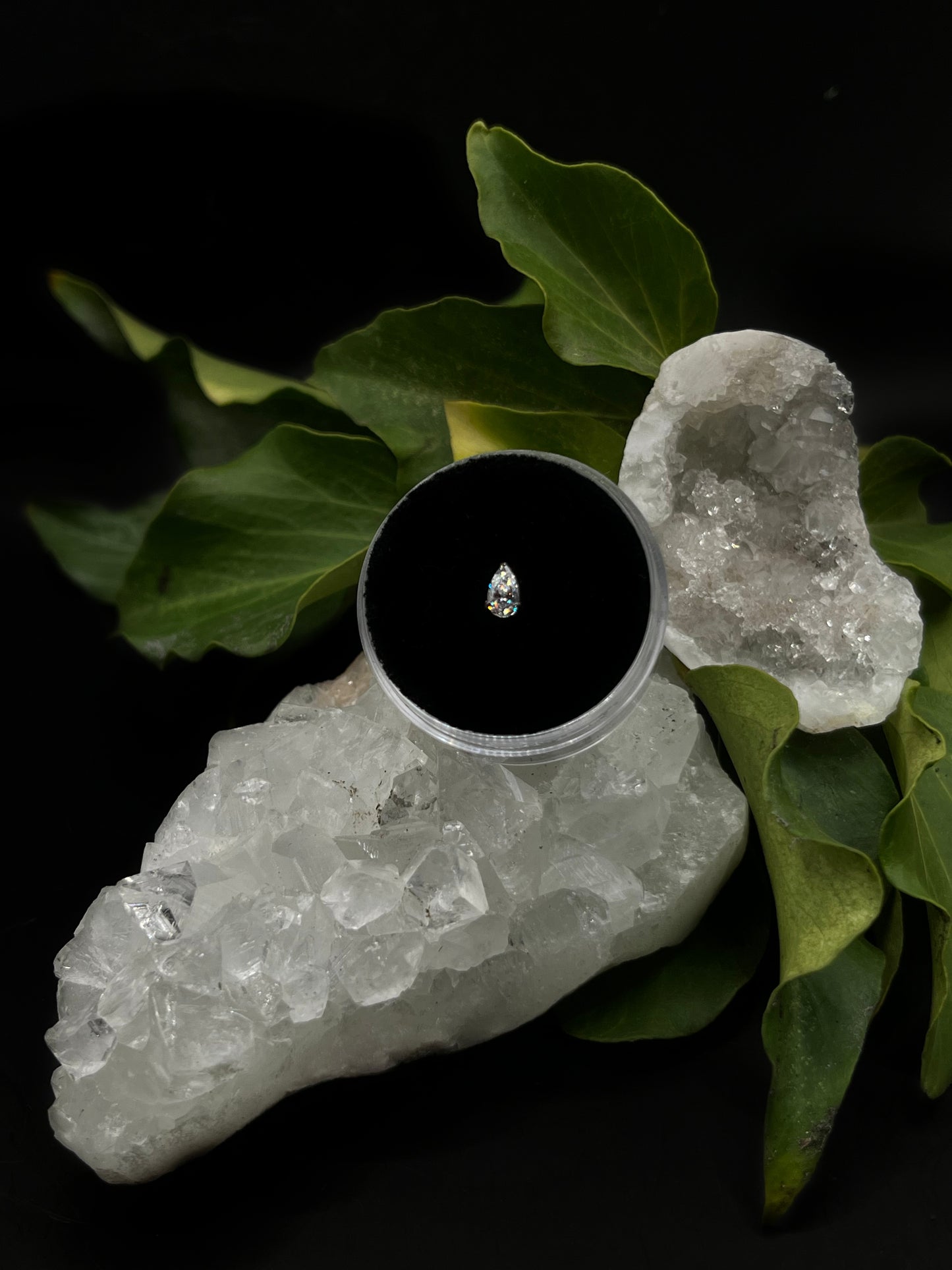 Pear Cut Gem by Neometal