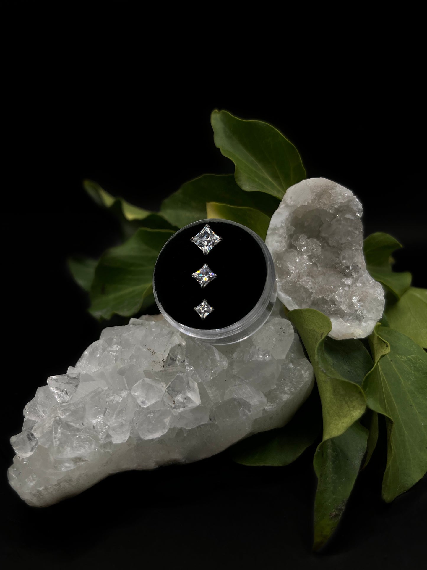 Princess Cut Gem by Neometal